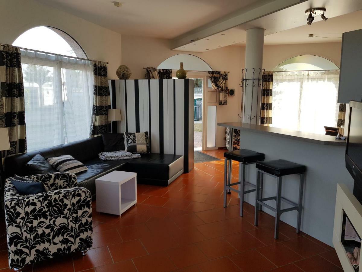 Studio-Apartment - Einraumwohnung Cuxhaven Buitenkant foto